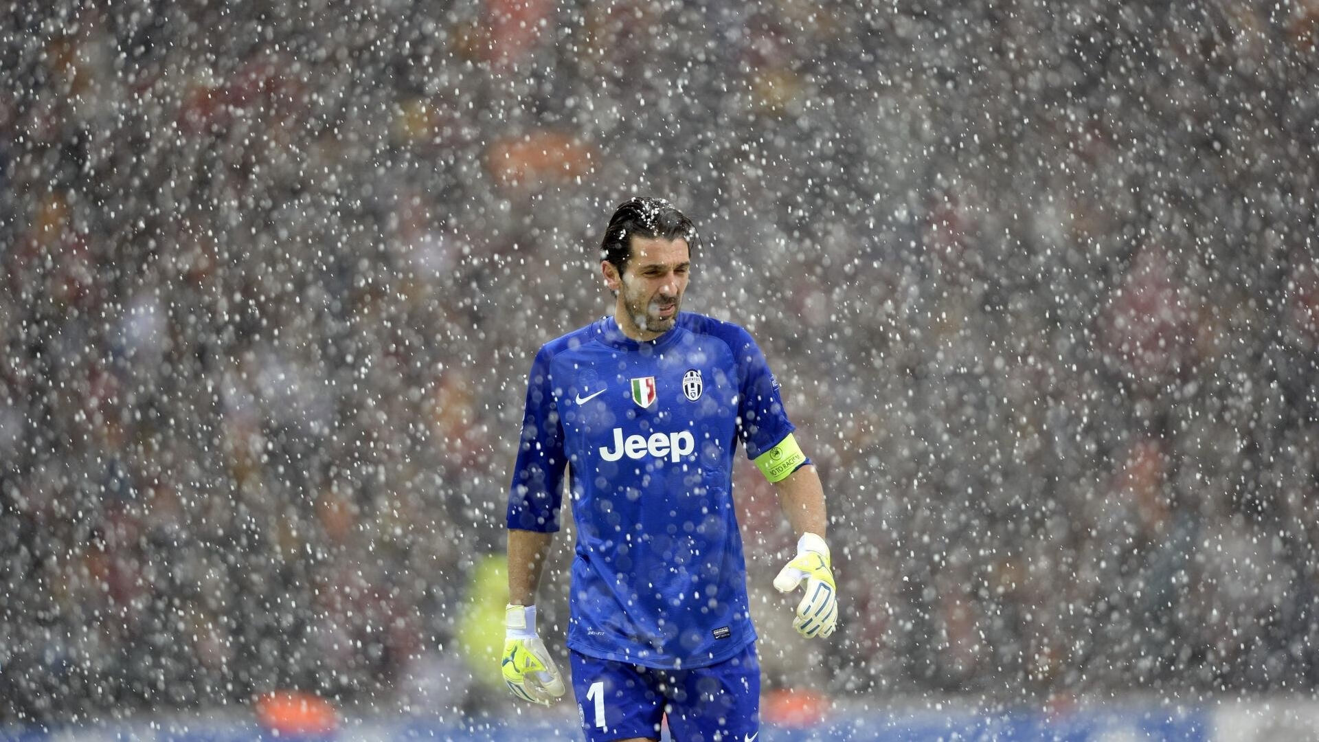 复盘精彩对决：年度最佳比赛片段精选，精彩对决是什么意思